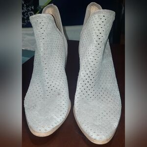 Lucky Brand Larna Leather Ankle Booties Gray size 6 M EUC